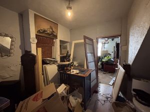 Photo 3- click for photo gallery